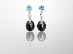HARMONY COLLECTION - A Pair of Aquamarine Earstuds with Detachable Diamond and Freshwater Cultured Pearl Drops